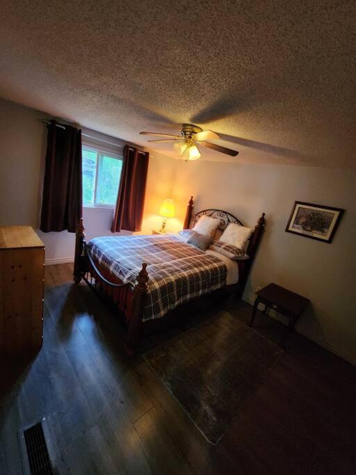Entire 3 Bedroom House In Elliot Lake Eksteriør bilde