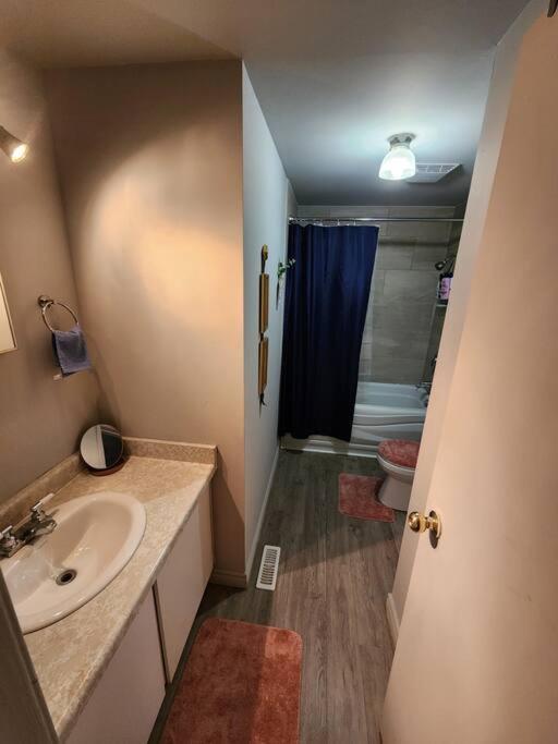 Entire 3 Bedroom House In Elliot Lake Eksteriør bilde